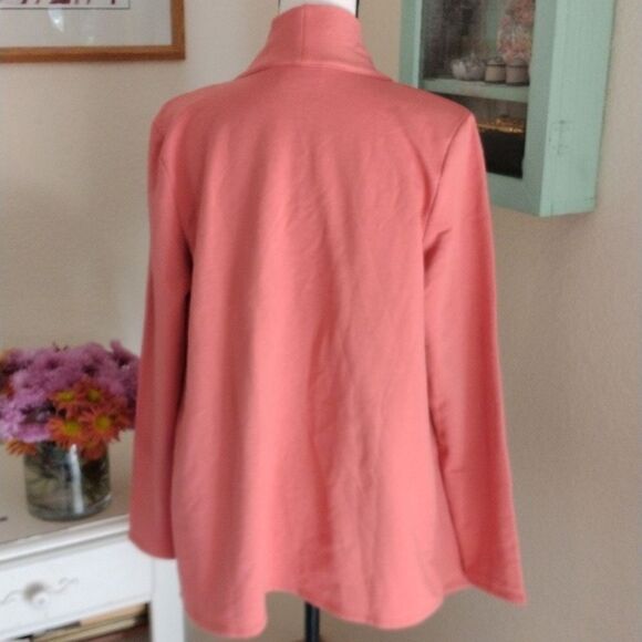 NWT D & Co. Cozy Top - Picture 5 of 9